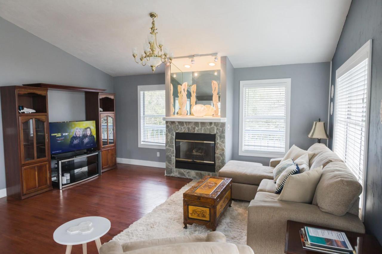 Five Bedroom Home In The Heart Of St Aug Beach St. Augustine Extérieur photo